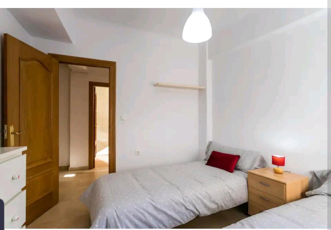Apartamento coqueto a un minuto de la Explanada Alicante Exterior foto